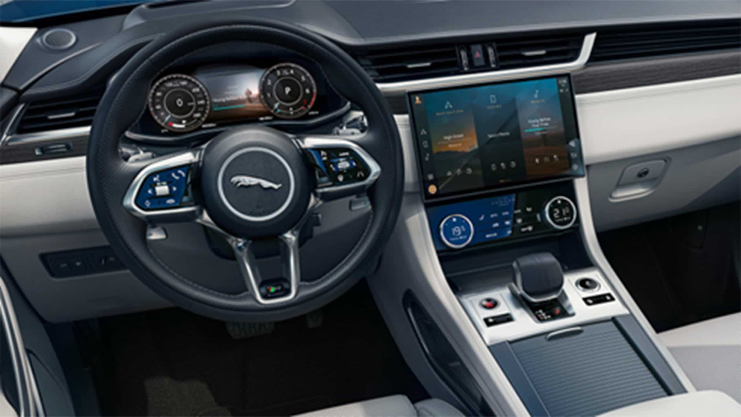 F-PACE Standard InControl OS 2.0 Infotainment System